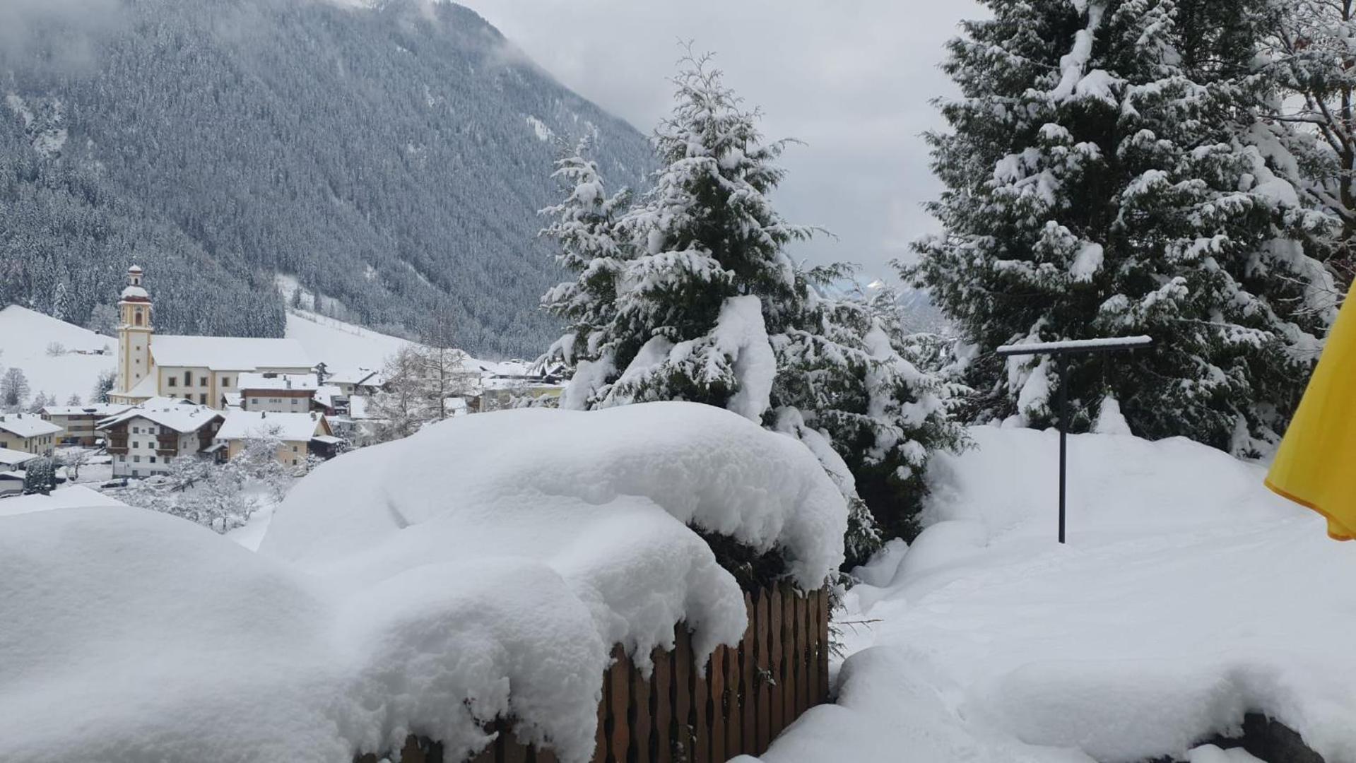 Pension Terra Neustift im Stubaital Luaran gambar