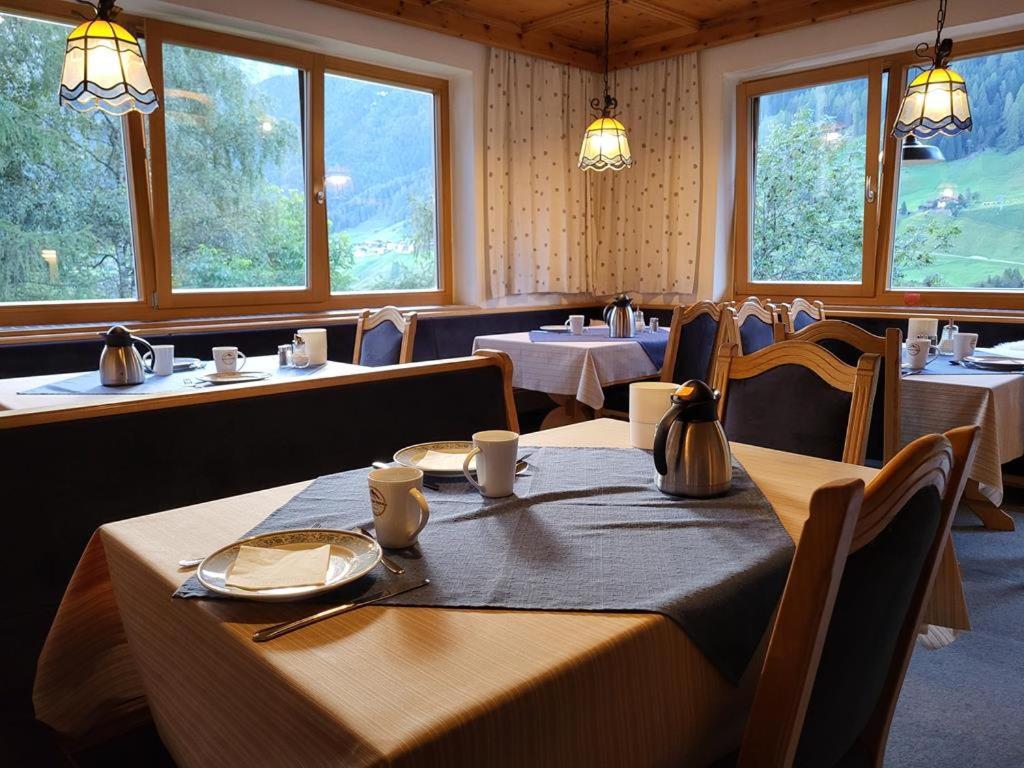 Pension Terra Neustift im Stubaital Luaran gambar